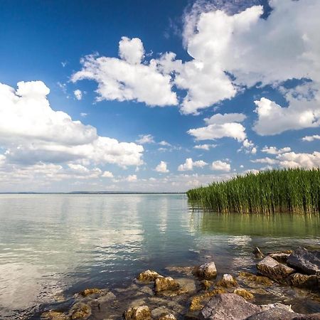 Апартаменты Balatonszeplak Шиофок Экстерьер фото